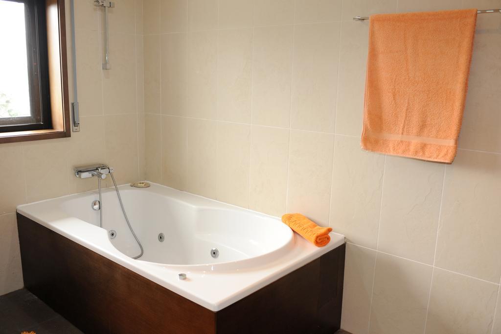 Casa Da Ribeira Apartment Aveiro Luaran gambar